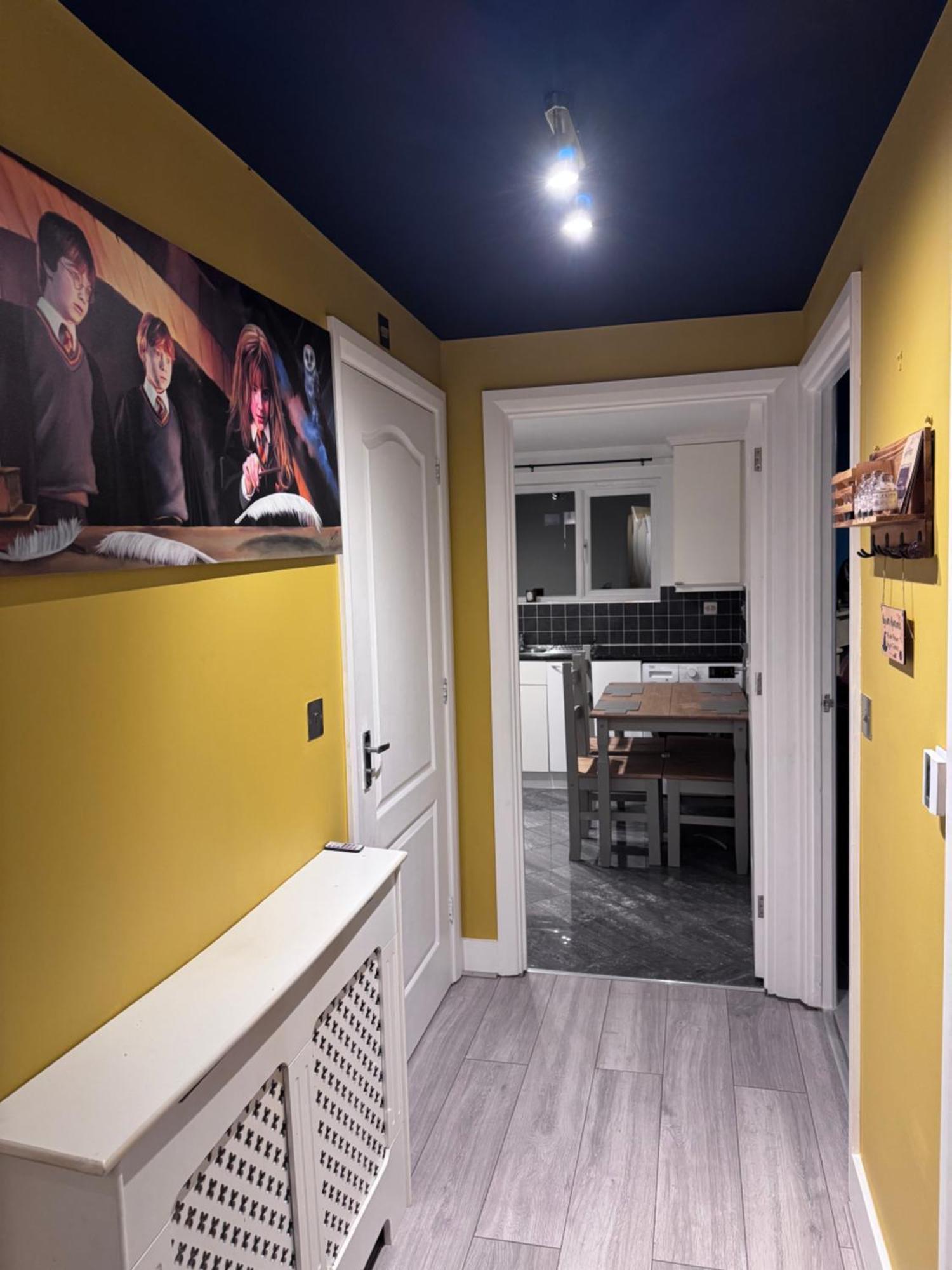 Hogwarts Apartment Abbots Langley Экстерьер фото
